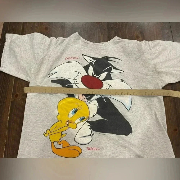 Vtg 93’ Silvester & Tweety Graphic Single Stitch T-Shirt - Picture 8 of 8